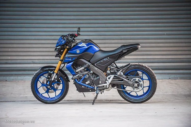 Yamaha MT-15 2019 độ Sừng Trâu kiêm bảo vệ tay lái cực độc đáo Yamaha MT-15 2019 độ Sừng Trâu kiêm bảo vệ tay lái cực độc đáo