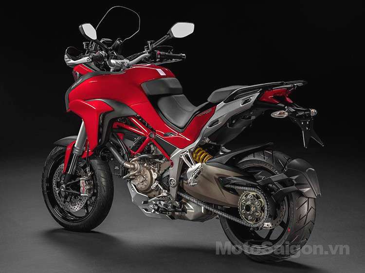 2015-Ducati-Multistrada-1200-04.jpg
