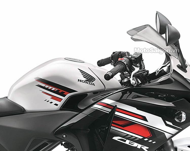 2015-Honda-CBR-250R-moto-saigon-13.jpg