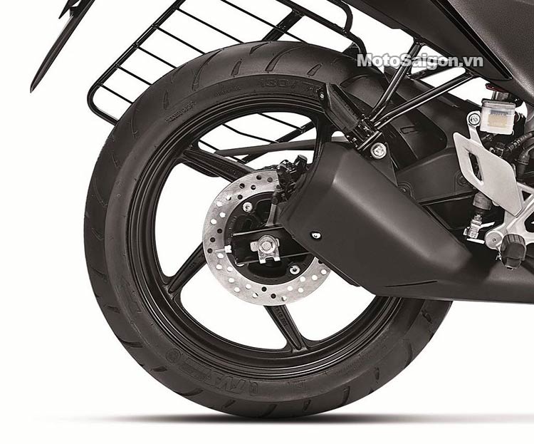 2015-Honda-CBR-250R-moto-saigon-3.jpg