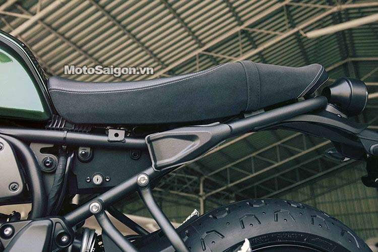 2016-Yamaha-XSR700-motosaigon-13.jpg