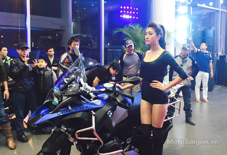 BMW_Motorrad_Vietnam_khai_truong_motosaigon_1.jpg