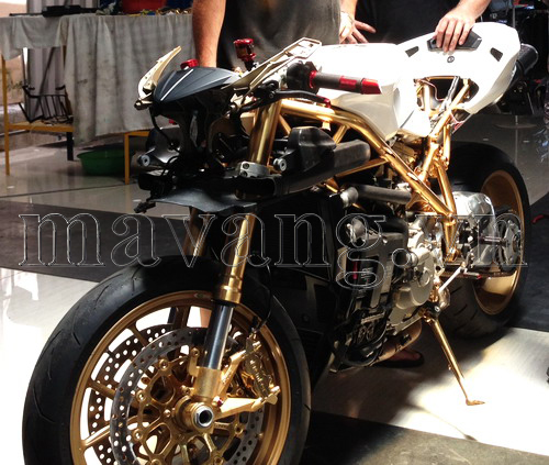 Ducati-848-evo-ma-vang-24K-sang-trong-6.jpg
