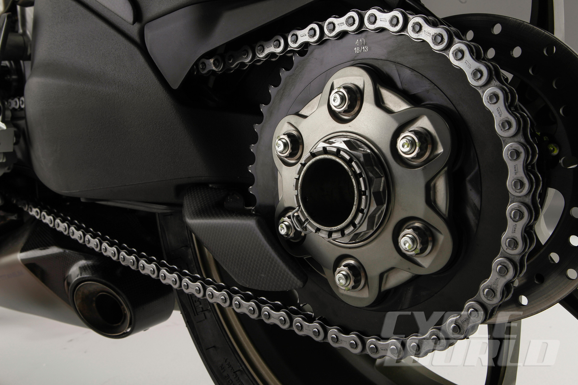 Ducati-Superleggera-detail-353.jpg