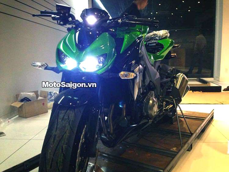Max-Moto-Dai-ly-kawasaki-motosaigon-5.jpg