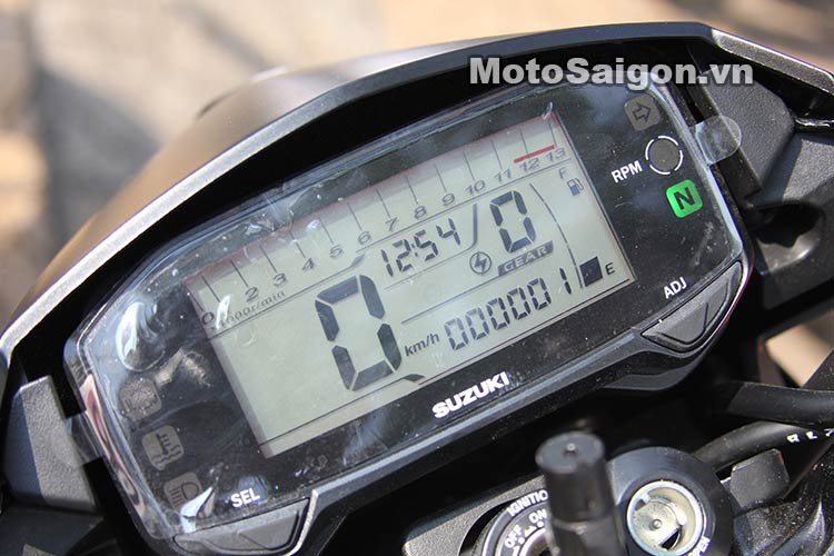Satria-150-2016-moto-saigon-14.jpg