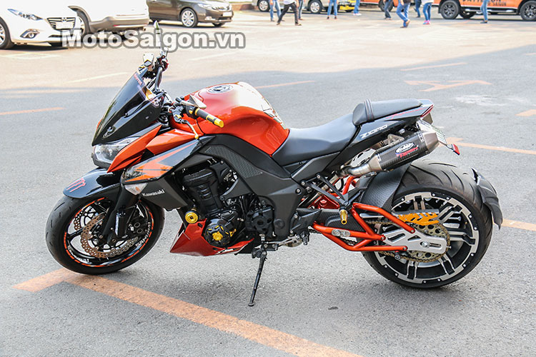 Z1000-do-banh-to-300-motosaigon-1.jpg