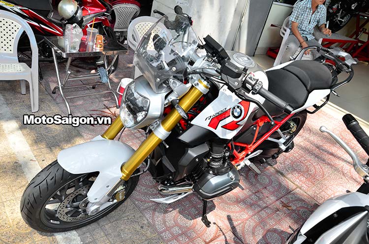 bmw-r1200r-2015-motosaigon-19.jpg