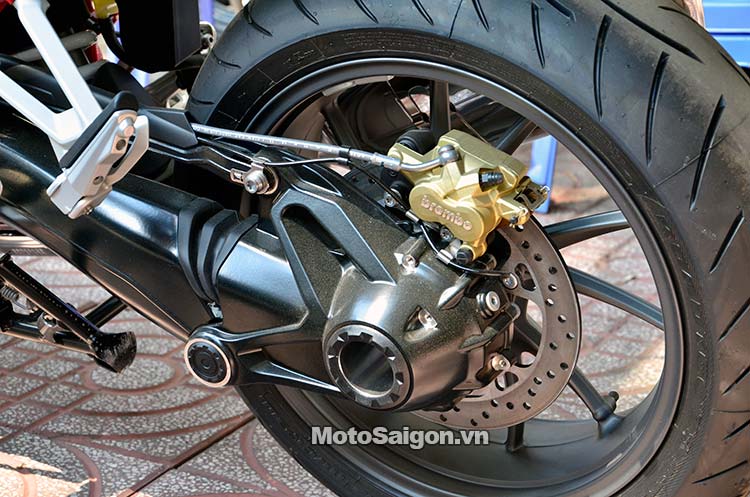 bmw-r1200r-2015-motosaigon-7.jpg