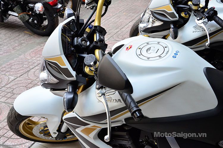 cb1000-2015-gia-ban-mau-trang-motosaigon-7.jpg