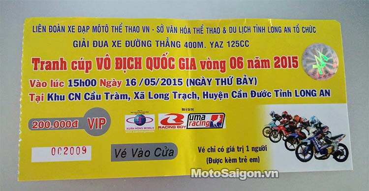 dua_xe_400m_drag_racing_long_an_motosaigon_1.jpg