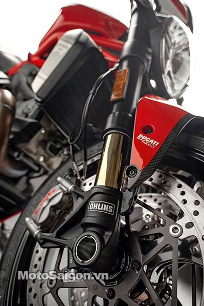 ducati-monster-1200r-2016-moto-saigon-8.jpg