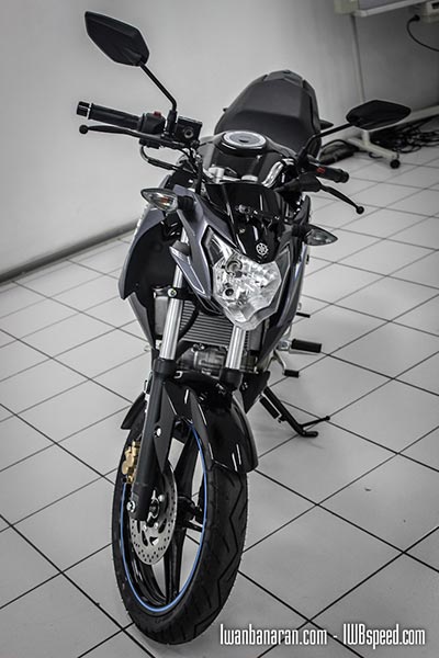 fz150i-v2-2015-New-V-Ixion-motosaigon-11.jpg