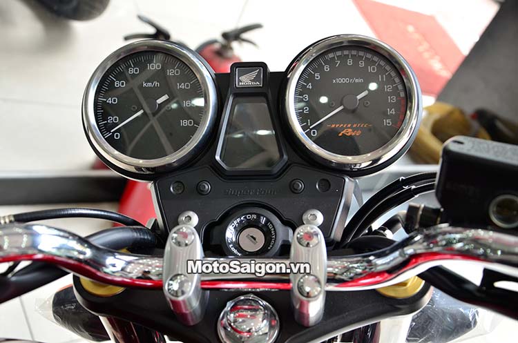 Honda CB400 ABS 2015  Motogiarecom