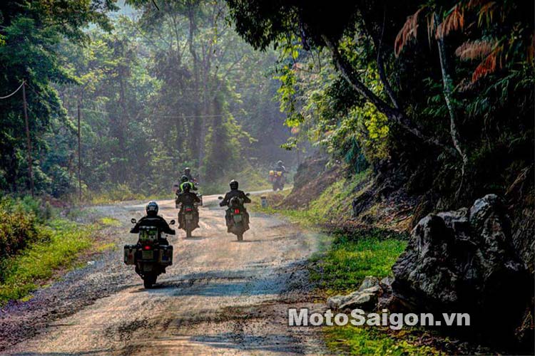 moto-bmw-thai-phuot-tour-tay-bac-motosaigon-5.jpg