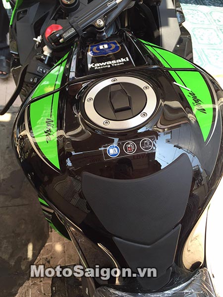 ninja-zx-10r-2016-moto-saigon-7.jpg