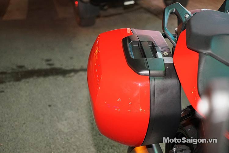 s1000xr-2016-len-do-choi-babyspeed-motosaigon-13.jpg