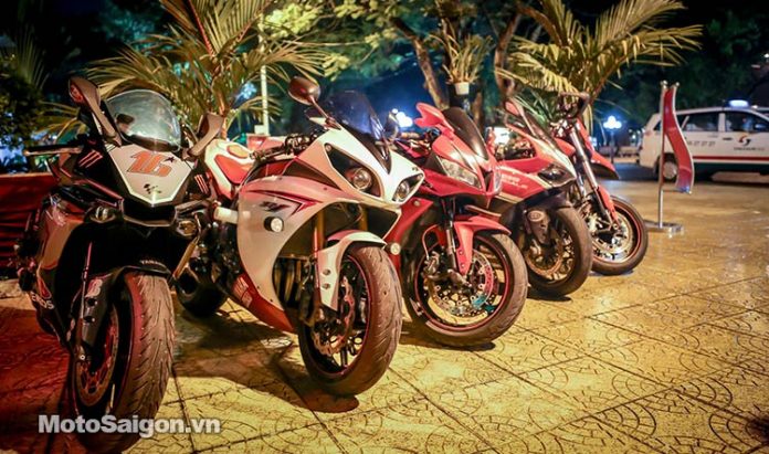 Màn đốt lốp ấn tượng tại Sinh nhật lần 4 Omega Rider Club - Motosaigon