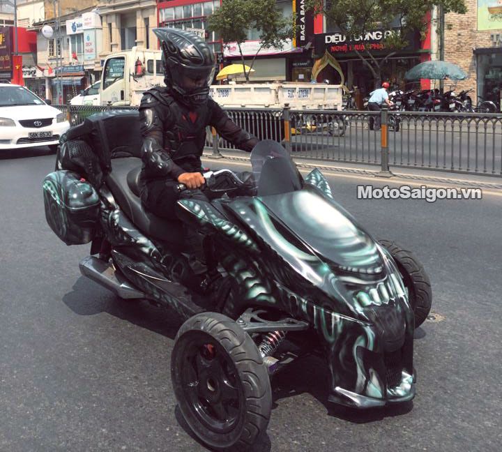 xe-moto-alien-predator-quai-vat-motosaigon-10.jpg