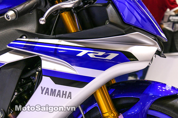 yamaha-r1-2016-moto-saigon-4.jpg