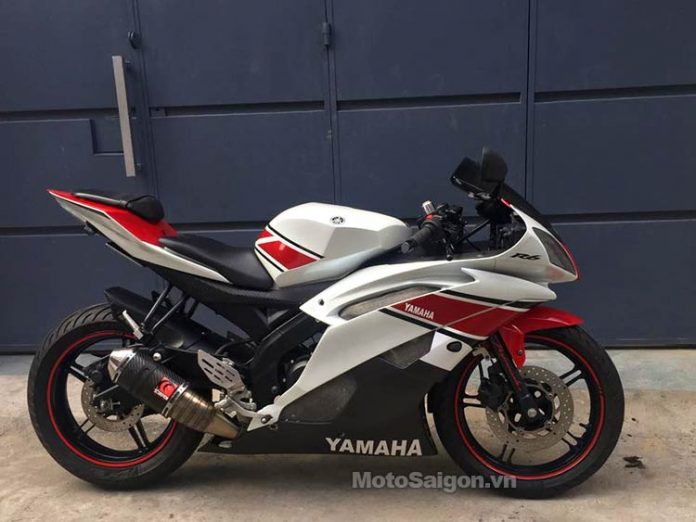 Độc đáo Yamaha R15 độ dàn áo lên R6 cực chuẩn - Motosaigon