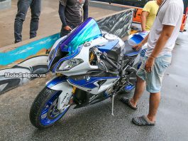 BMW HP4 full carbon tại VIệt Nam