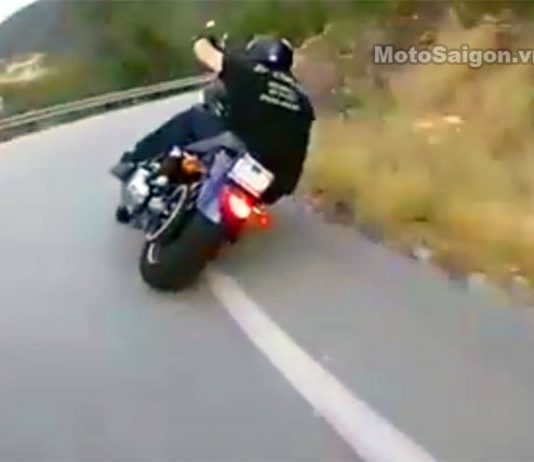 Xe moto Harley ôm cua tốc độ cao trên đèo
