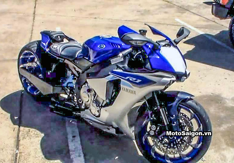 Yamaha R1 độ bánh to 360 2016