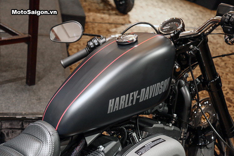 harley-roadster-1200-2016-motosaigon-46