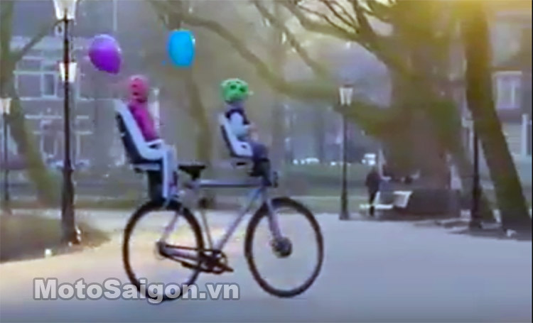 Xe đạp điện tự hành và tự cân bằng
