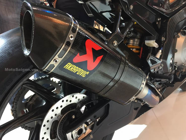 bmw-hp4-race-full-carbon-2017-motosaigon-8