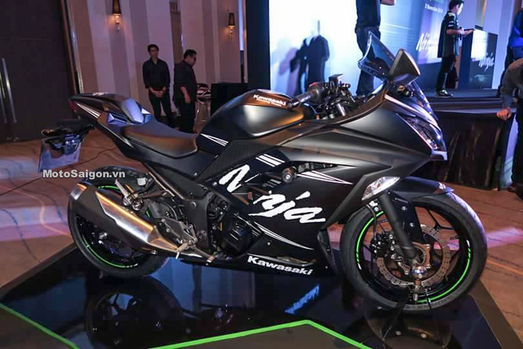 gia-ninja-300-winter-test-2017-motosaigon-1