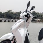 danh-gia-xe-sh300i-2017-mau-do-den-trang-motosaigon-8