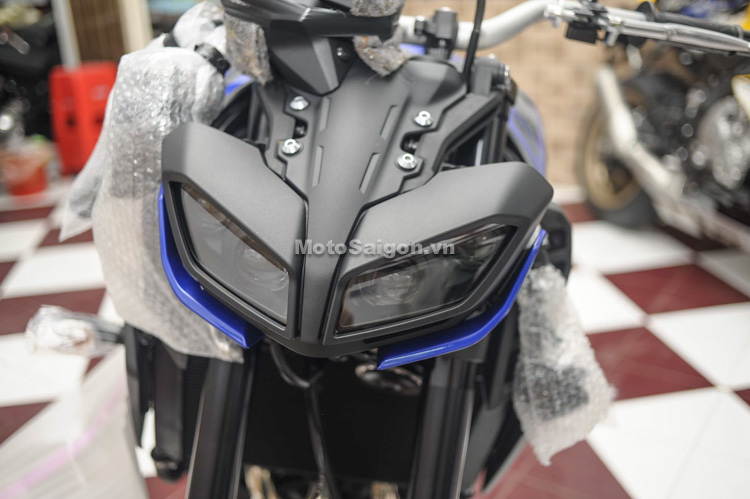Yamaha MT-09 2017 bất ngờ về Việt Nam trong đêm giá hấp dẫn - Motosaigon