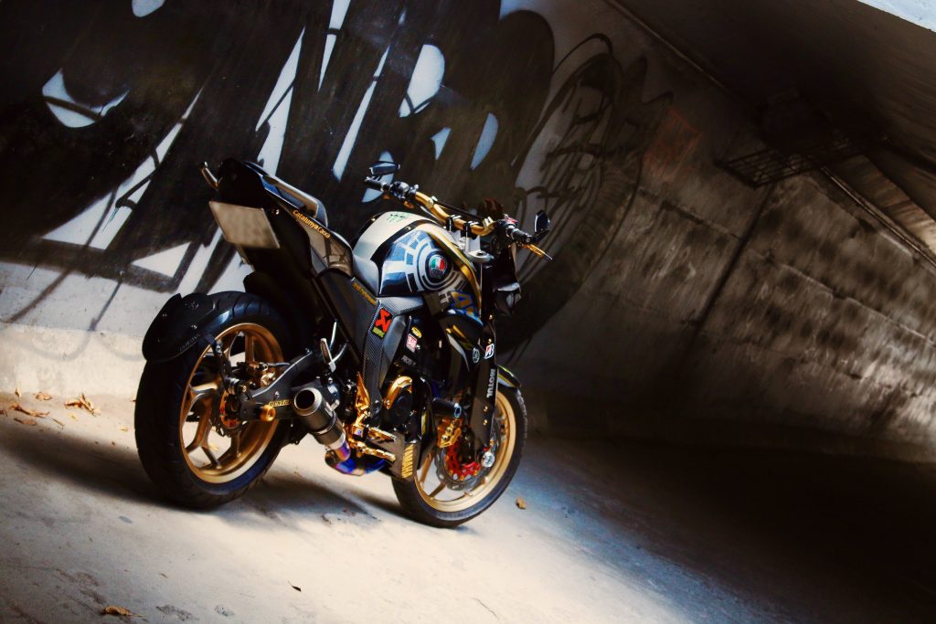 Bản độ thể thao cực chất Yamaha FZS của biker Sài Gòn