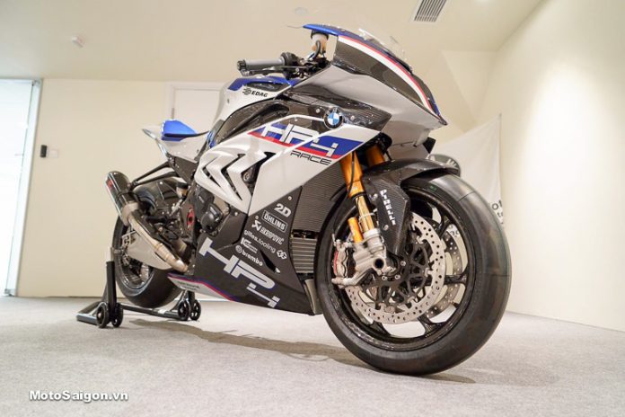 Đập thùng BMW HP4 Race số thứ tự 190/750 giá trên 2 tỷ đồng - Motosaigon