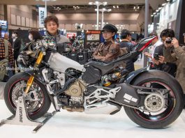 Bên trong Ducati V4 S Panigale khi tháo bỏ dàn áo soi nội tạng. Inside naked engine Ducati V4 S Panigale 2018