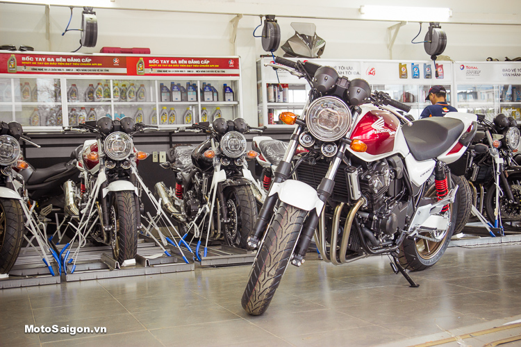 Lô hàng Honda CB400 2018 phiên bản kỷ niệm 25 năm cuối cùng đã có mặt tại Showroom Honda Motorrock