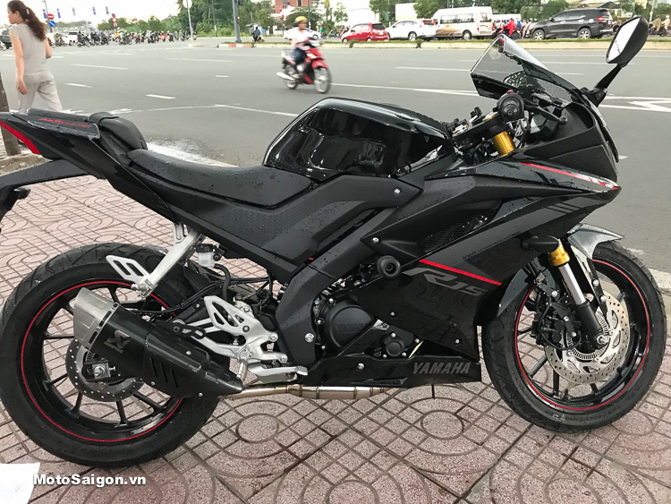 Yamaha R15 v3 2018 đầu tiên lên ABS cùng hàng loạt đồ chơi - Motosaigon