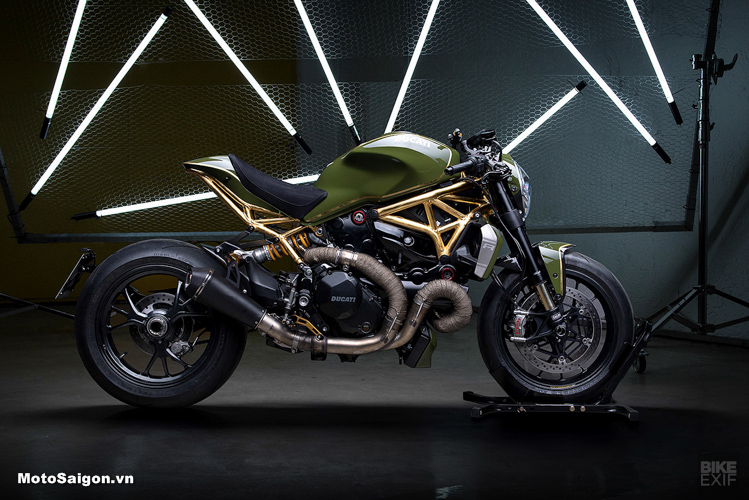 Ducati Monster 1200R mạ vàng 24K toàn bộ khung sườn