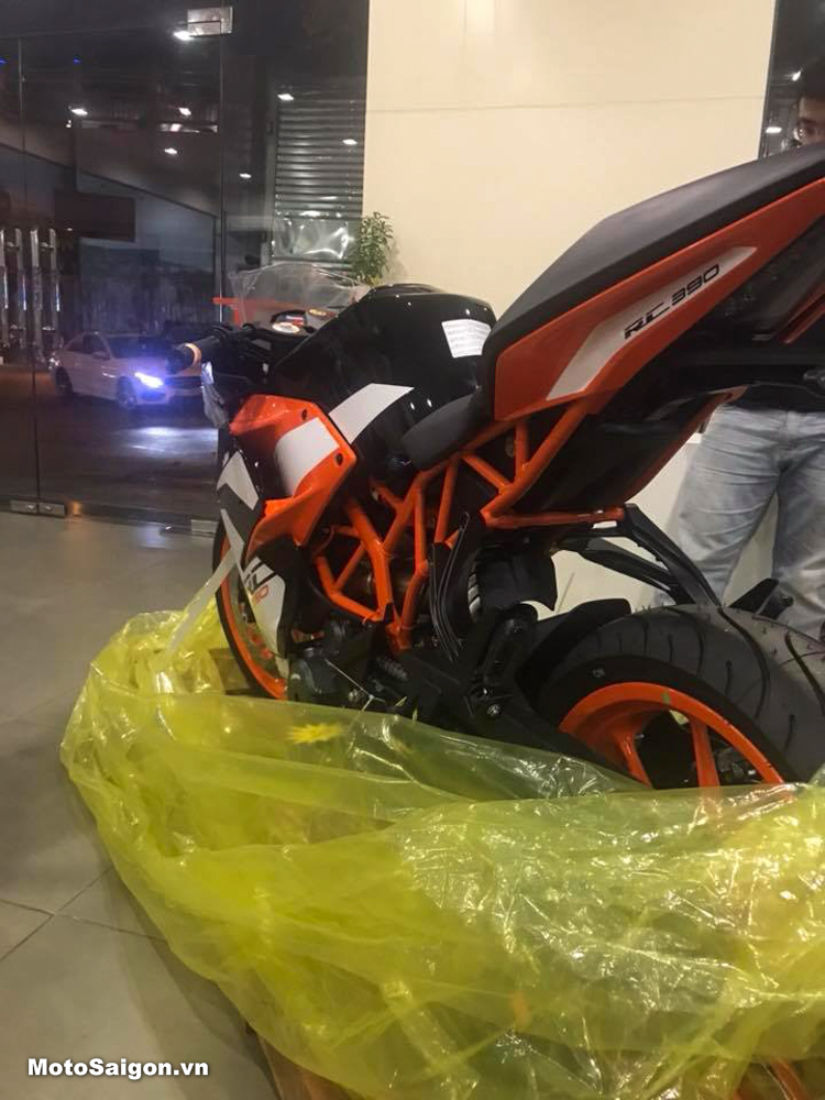 KTM RC390 2018 đầu tiên về Việt Nam Giá cực sốc