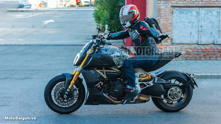 Ducati Diavel 2019 lộ ảnh trên đường chạy thử, sắp ra mắt?