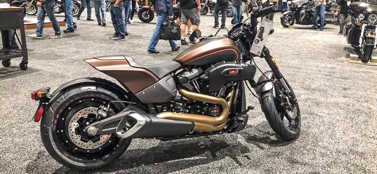 Harley-Davidson FXDR 114 2019 hoàn toàn mới chính thức ra mắt tại Triển lãm ADM San Diego 2018