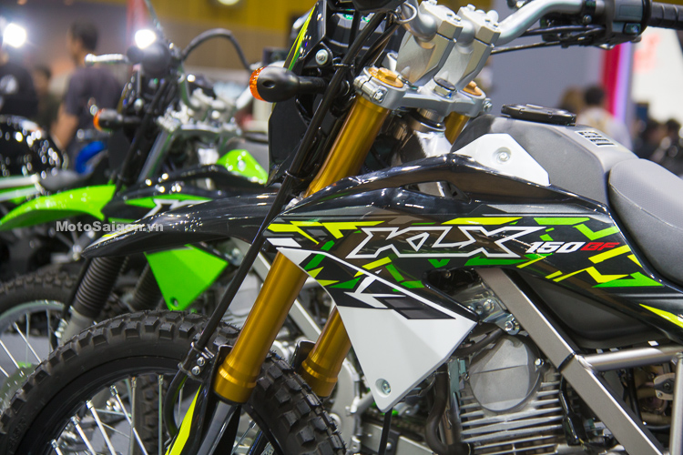 Kawasaki KLX 150 2019 ra mắt 2 màu mới full option  Motosaigon