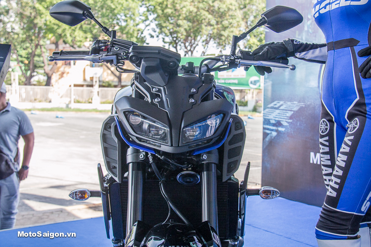 Giá xe Yamaha MT-09 2019 chính hãng với 2 phiên bản màu - Motosaigon