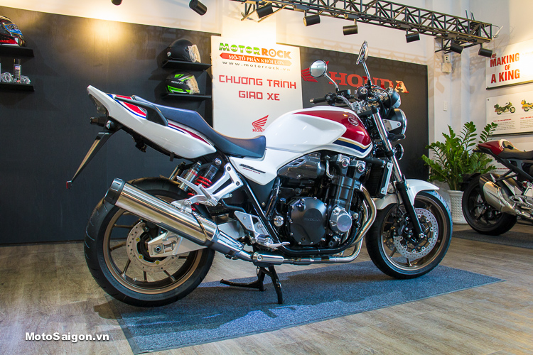 Honda CB1300 2019 Super Four bất ngờ về Việt Nam kèm giá bán - Motosaigon