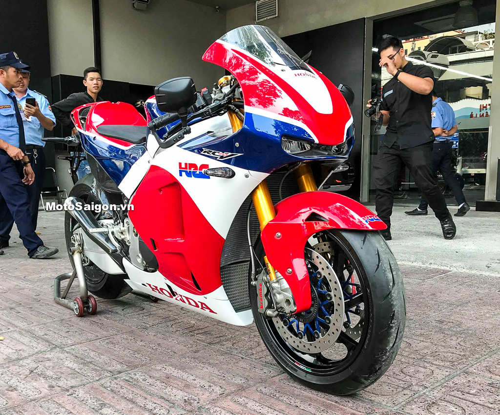 Chiêm ngưỡng siêu mô tô Honda RC213VS giá hơn 4 tỷ đồng