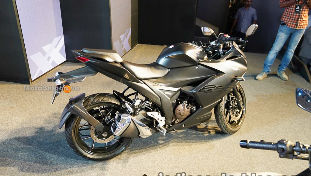 Giá xe Suzuki Gixxer SF 250 57 triệu cạnh tranh Honda CBR250RR