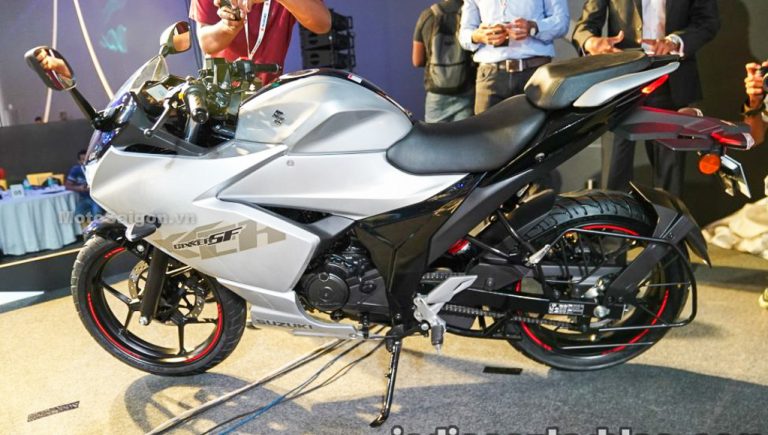 gixxer sf 155 silver