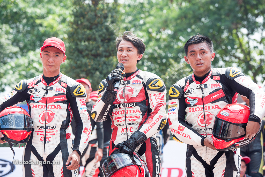Giao lưu 3 tay đua của đội Honda Racing Vietnam trước khi diễn ra thi đấu chính thức